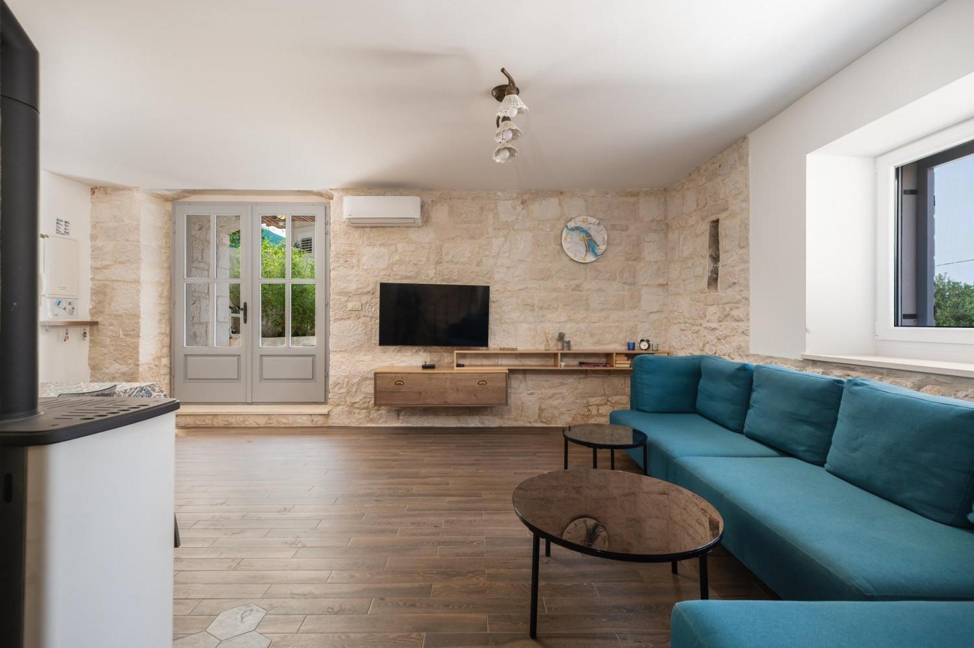 Villa Komelo Škrip Extérieur photo